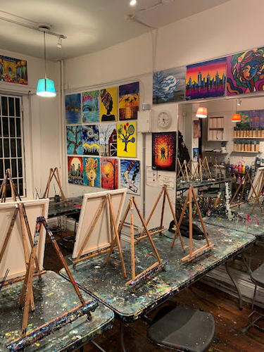 Paint & Sip Studio New York